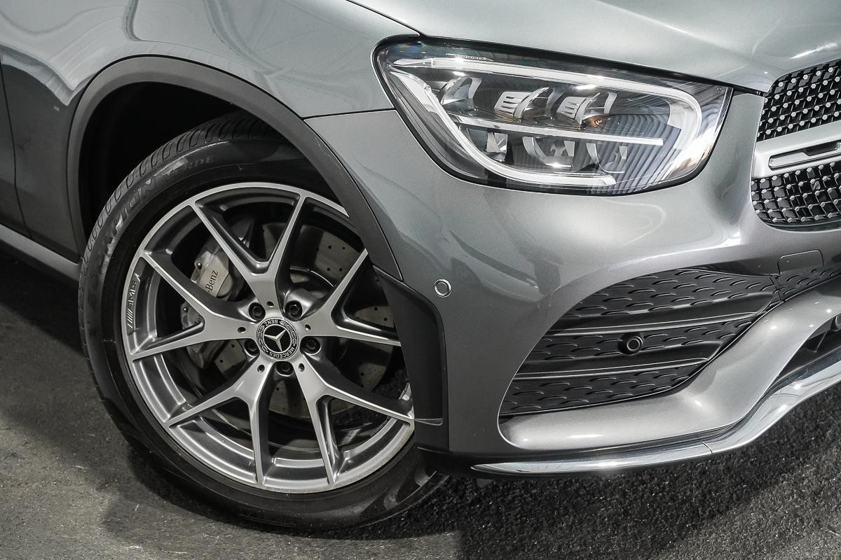 Mercedes Benz Glc-class image 2