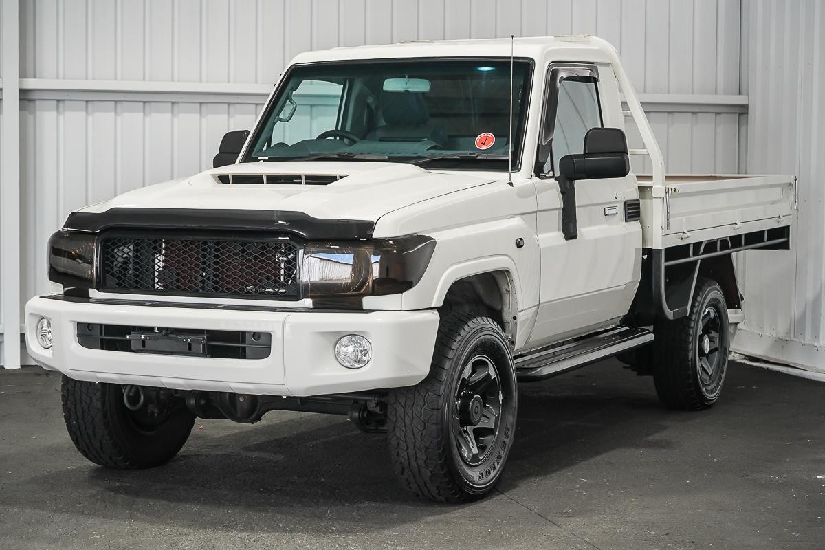 Toyota Landcruiser image 4