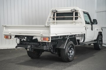 https://dvg-vehicle-assets.s3.amazonaws.com/1203255/6kod0ao053fna2rdw49cifloh.jpg