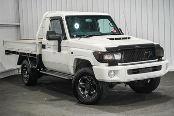 https://dvg-vehicle-assets.s3.amazonaws.com/1203255/b808h952di1a81vr8v6j09mu6.jpg