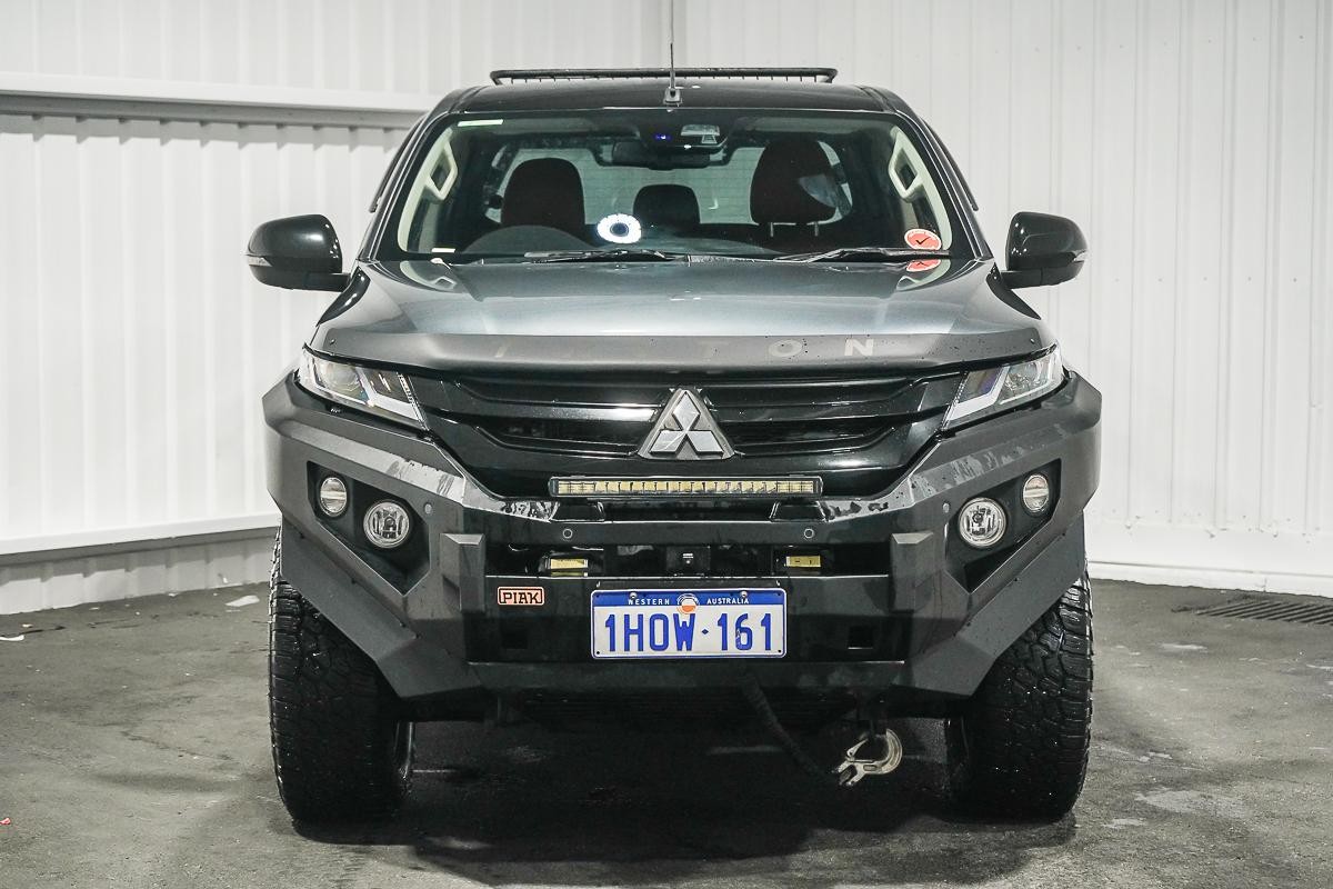 Mitsubishi Triton image 3
