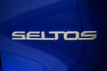 https://dvg-vehicle-assets.s3.amazonaws.com/1203272/5awd3op1ru4oaogdajzohjsel.jpg