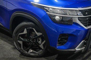 https://dvg-vehicle-assets.s3.amazonaws.com/1203272/9apo4tm8tpne1dmqrahw3ndke.jpg