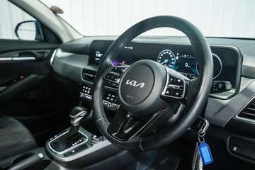https://dvg-vehicle-assets.s3.amazonaws.com/1203272/cqvh2p3n72hx922cmi60p73nb.jpg
