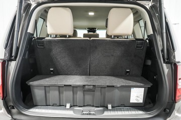 https://dvg-vehicle-assets.s3.amazonaws.com/1203283/1am8vjvf91vxtr1sy37tg1xei.jpg