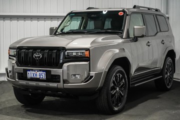 https://dvg-vehicle-assets.s3.amazonaws.com/1203283/5owl3w9hgqyld0a6y2uq6c1xl.jpg