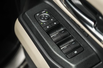 https://dvg-vehicle-assets.s3.amazonaws.com/1203283/efm6w81oa06g6s7p1ro8pobwy.jpg