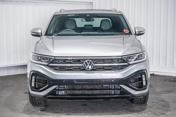 https://dvg-vehicle-assets.s3.amazonaws.com/1203285/6ckmjtz0mj8ifpajmpic2y31r.jpg