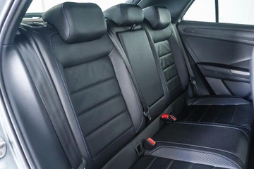 https://dvg-vehicle-assets.s3.amazonaws.com/1203285/e6kli19c60l9bn1hbnfipliur.jpg