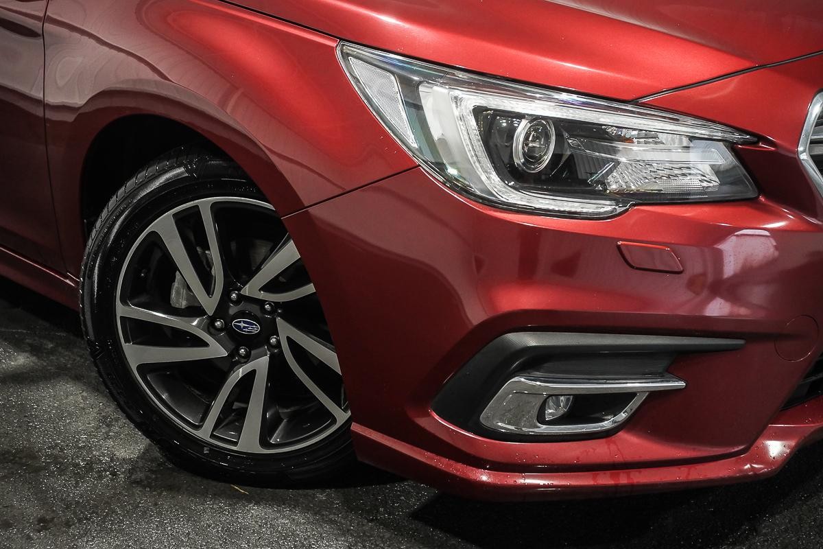 Subaru Liberty image 2