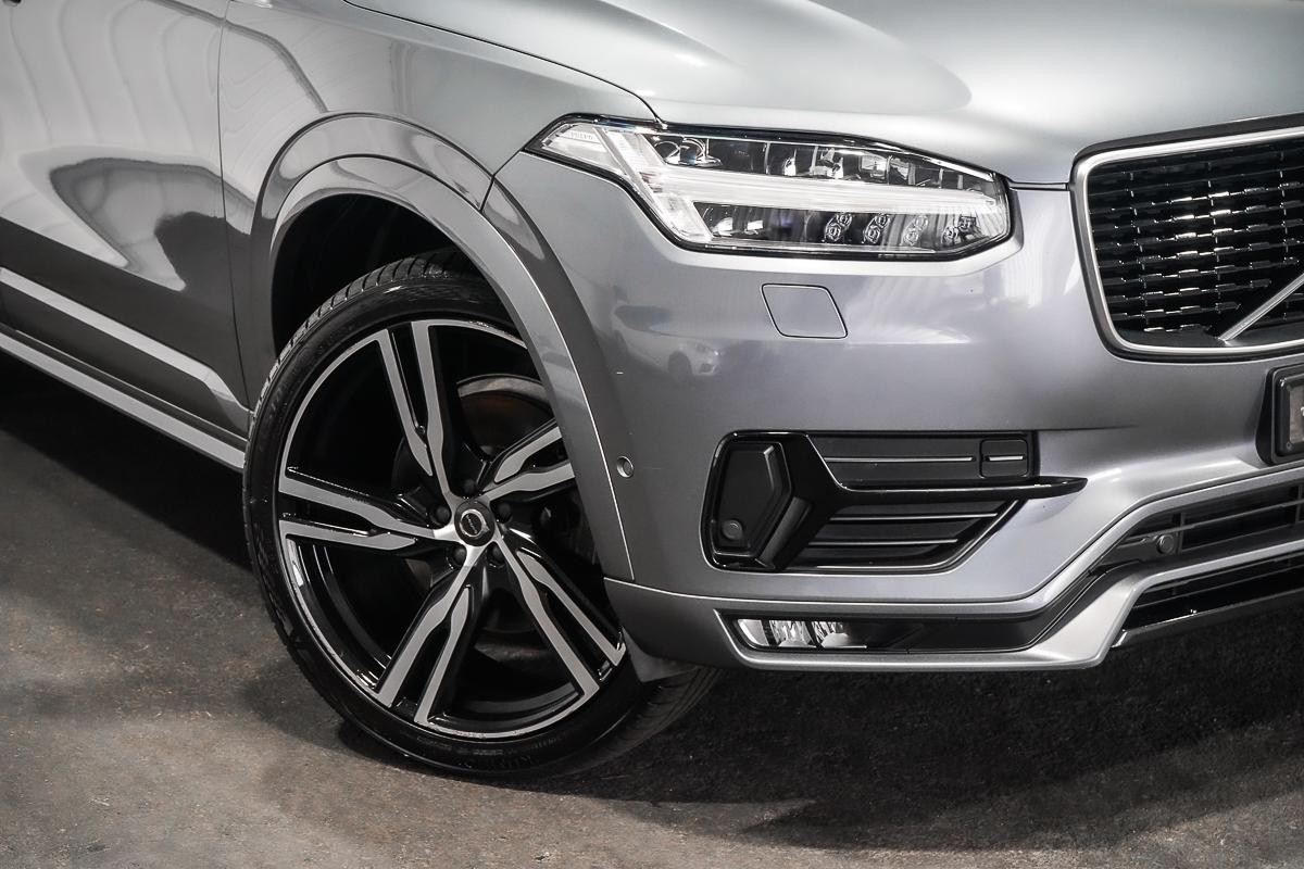Volvo Xc90 image 2