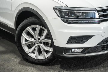 https://dvg-vehicle-assets.s3.amazonaws.com/1203305/6l09wfm0pkxjjxjdy1sreuimh.jpg