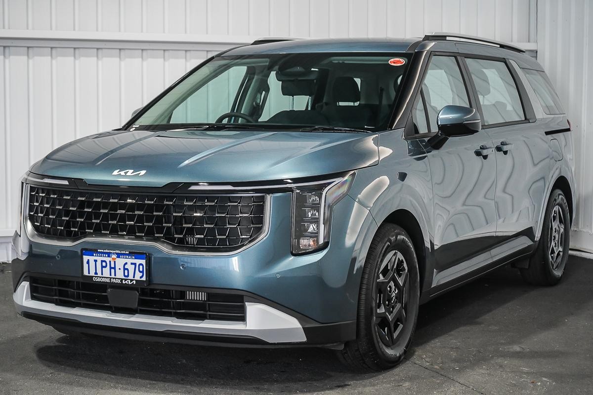 Kia Carnival image 4