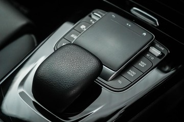 https://dvg-vehicle-assets.s3.amazonaws.com/1203316/8srws9xtqwxk9ascrgn6z0ocj.jpg