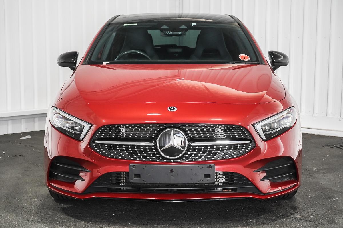 Mercedes Benz A-class image 3