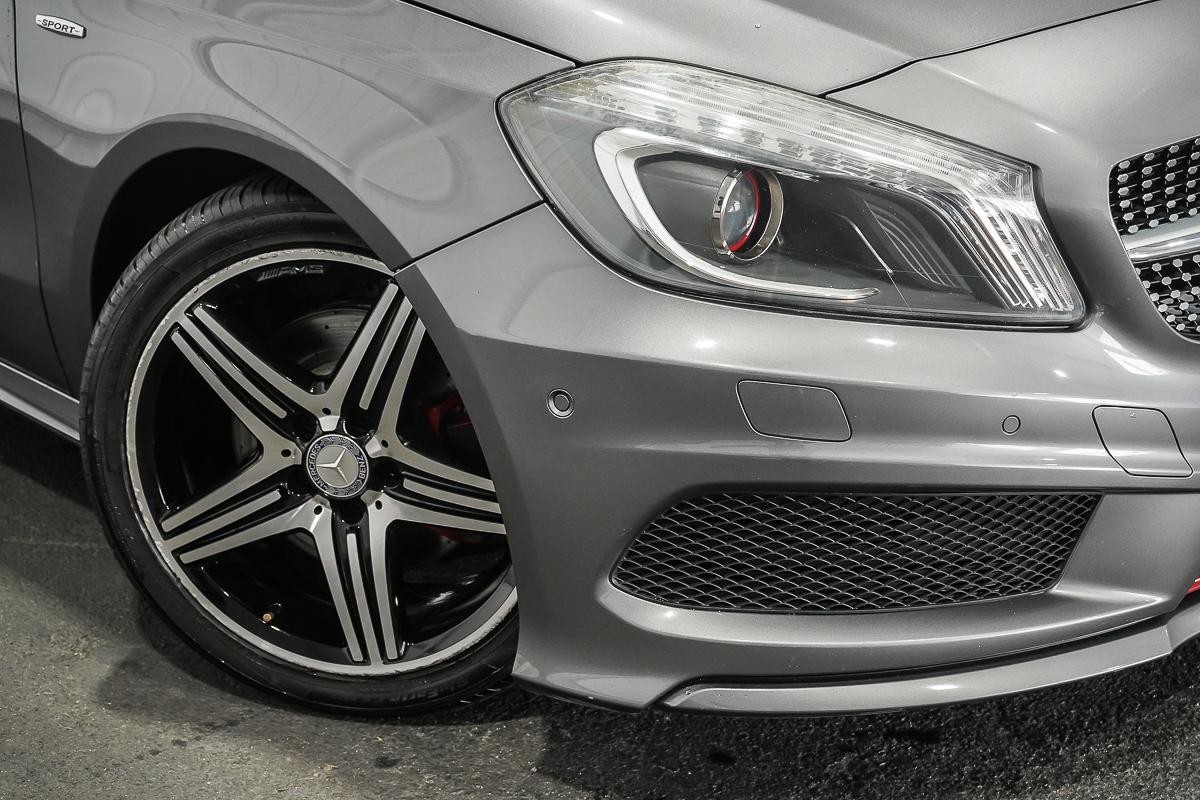 Mercedes Benz A-class image 2