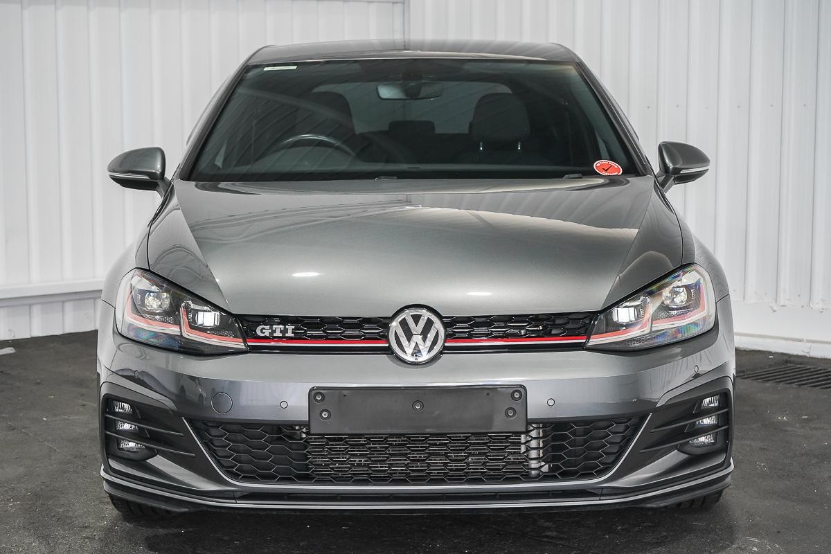 Volkswagen Golf image 3