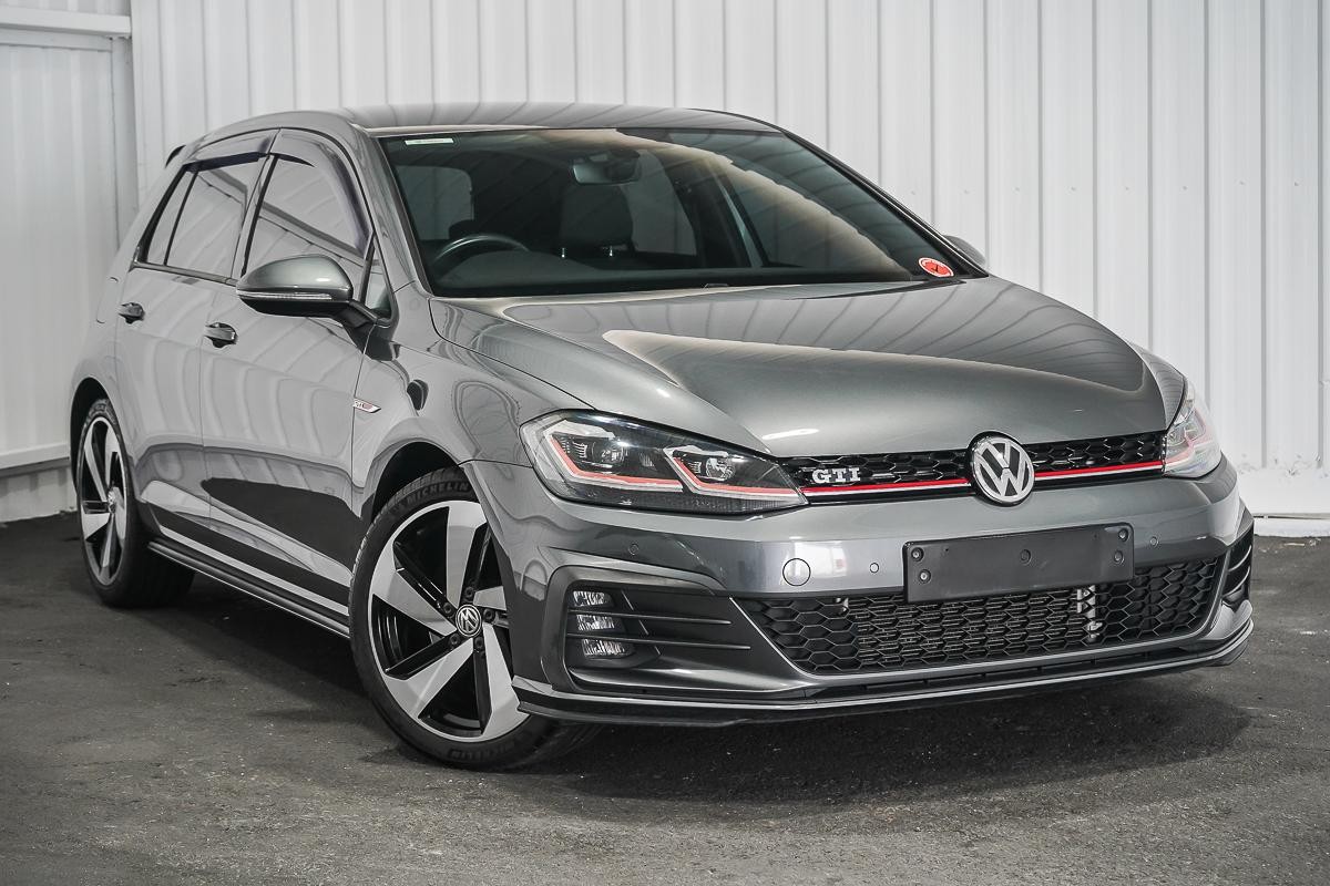 Volkswagen Golf image 1