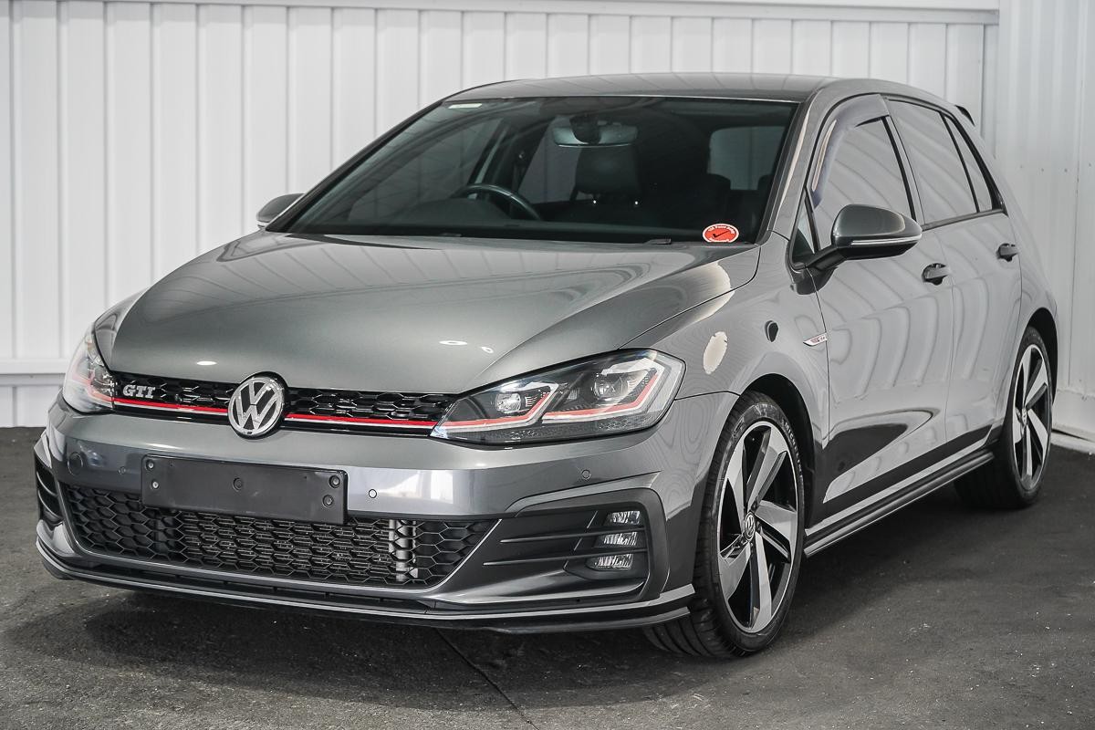 Volkswagen Golf image 4