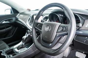 https://dvg-vehicle-assets.s3.amazonaws.com/1203331/9yql51rurdvvkkli0r9mqq95n.jpg
