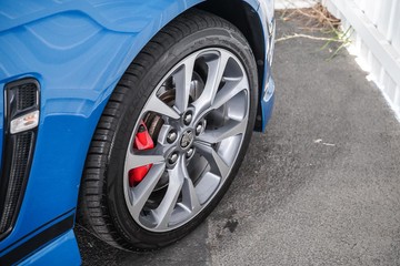 https://dvg-vehicle-assets.s3.amazonaws.com/1203331/dn5h3gcnlvtkmcwhxe2whinst.jpg