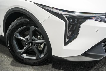 https://dvg-vehicle-assets.s3.amazonaws.com/1203341/1vj0wa7vwx7onwhq98tomsoa4.jpg