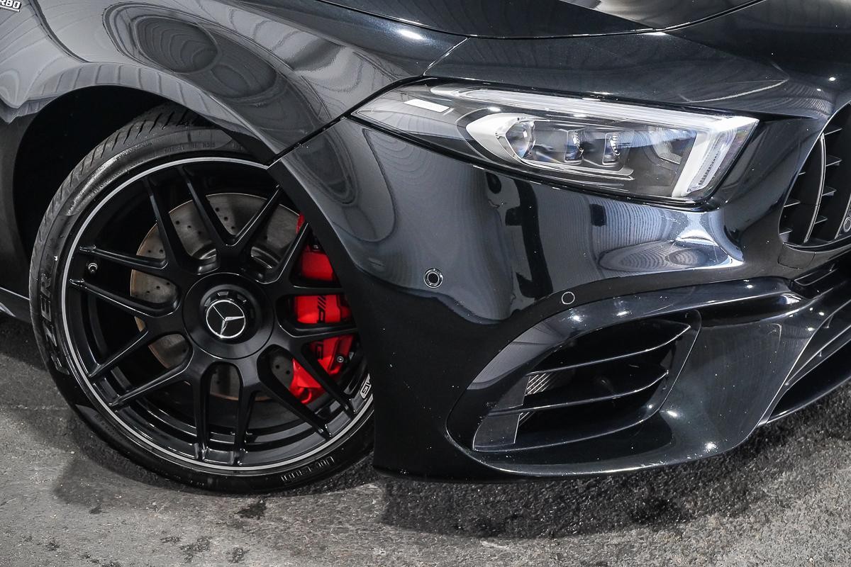 Mercedes Benz A-class image 2