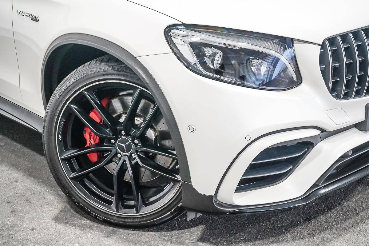 Mercedes Benz Glc-class image 2