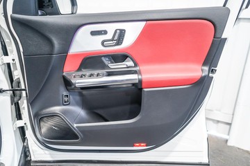 https://dvg-vehicle-assets.s3.amazonaws.com/1203350/8h0f7enl1r2u6x7es4wokny5m.jpg