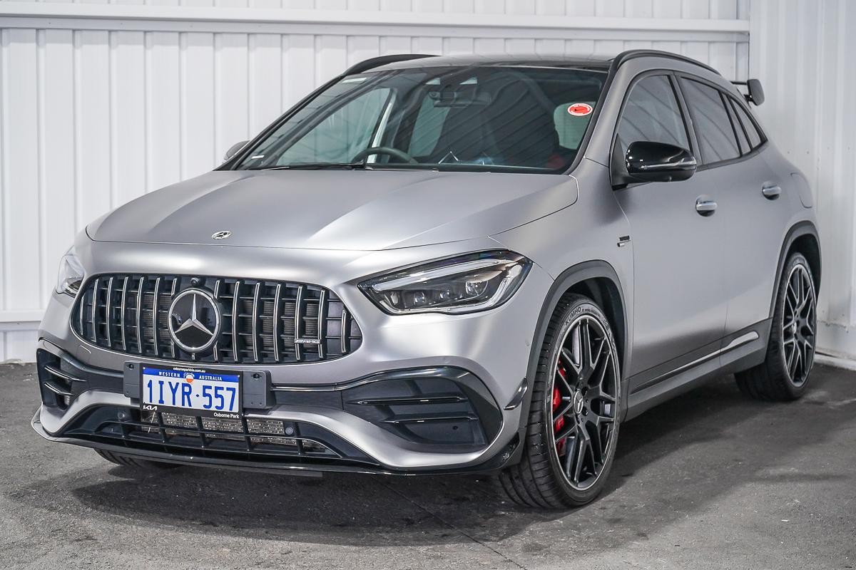 Mercedes Benz Gla-class image 4