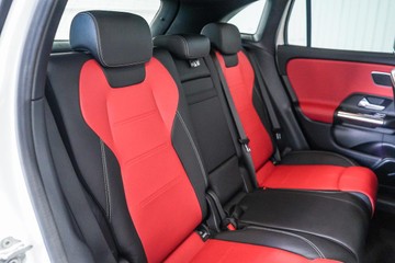 https://dvg-vehicle-assets.s3.amazonaws.com/1203350/f02ky4xctlecpg95rmm8if5yb.jpg