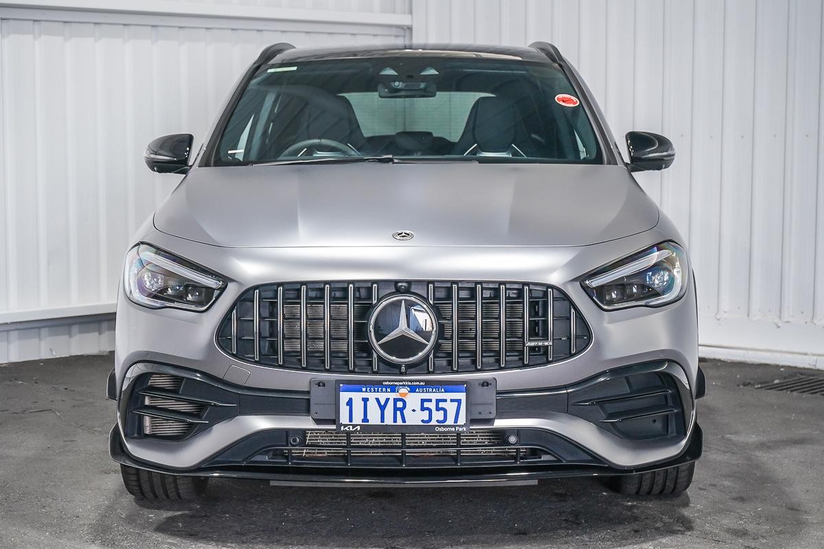 Mercedes Benz Gla-class image 3