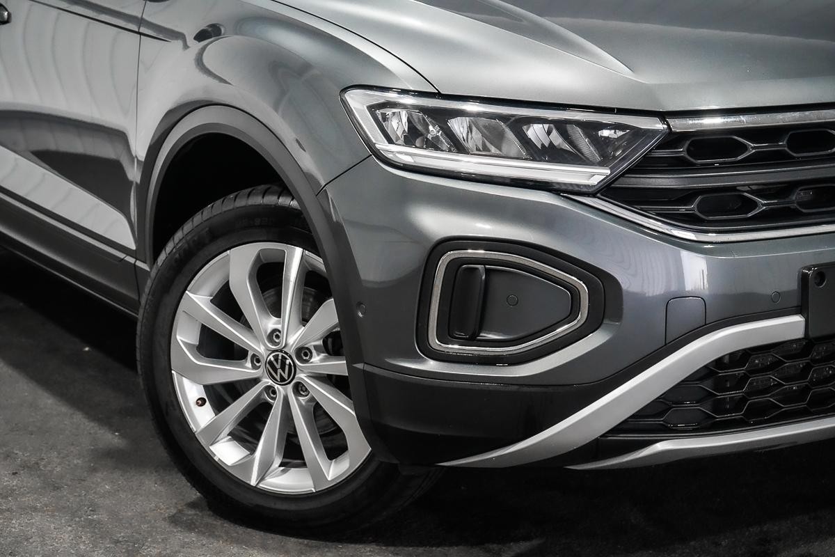 Volkswagen T-roc image 2