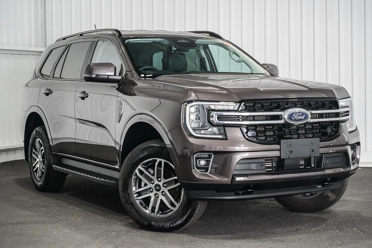 Ford Everest image 1