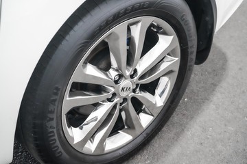 https://dvg-vehicle-assets.s3.amazonaws.com/1203382/8fw7fi9zrc990udc15fms7jj0.jpg