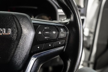 https://dvg-vehicle-assets.s3.amazonaws.com/1203400/2okm8bw5azboknbqzmd0l0kt8.jpg