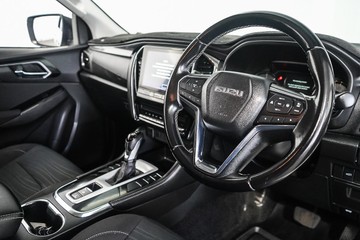 https://dvg-vehicle-assets.s3.amazonaws.com/1203400/2owiky1ct23nxd01cgeshlyl3.jpg