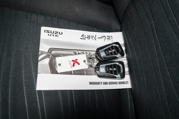 https://dvg-vehicle-assets.s3.amazonaws.com/1203400/815kt3qrben9asb637a9glq7p.jpg