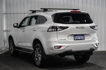 https://dvg-vehicle-assets.s3.amazonaws.com/1203400/aao0o75f0y2dv87kc4ma7ba8x.jpg