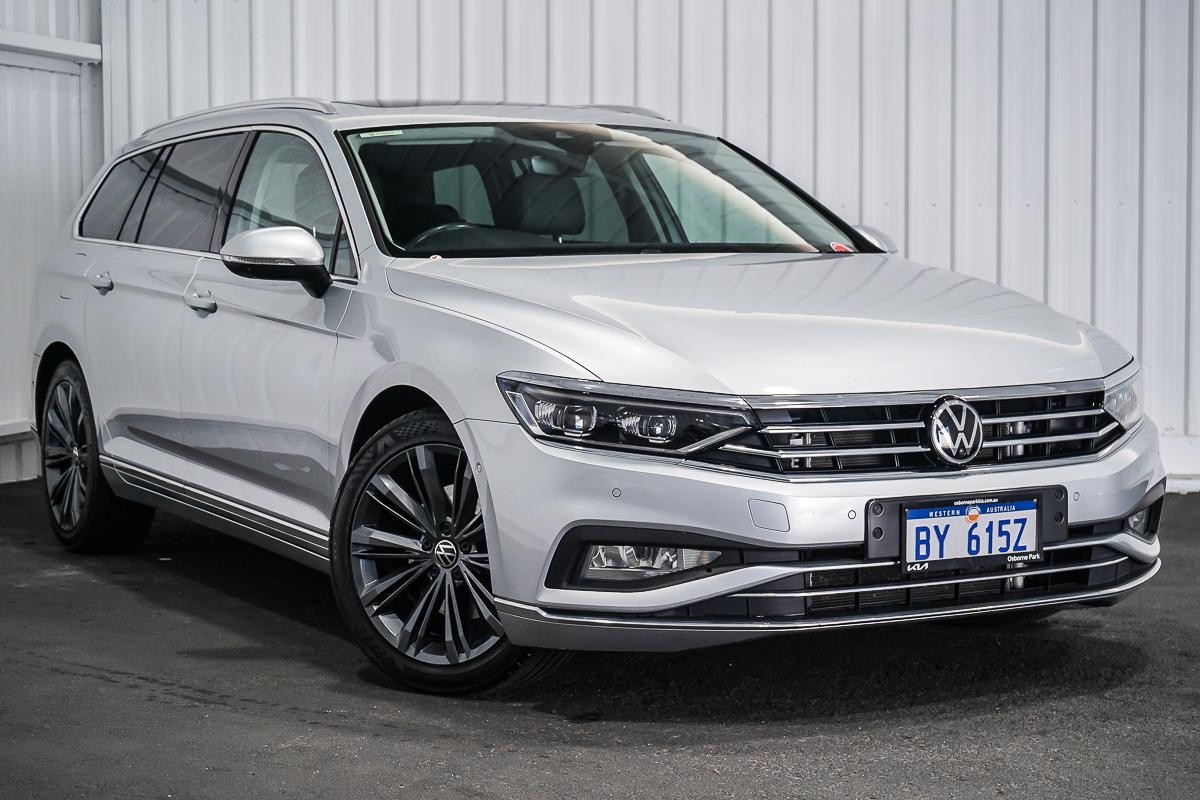 Volkswagen Passat image 1