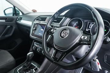 https://dvg-vehicle-assets.s3.amazonaws.com/1203405/346fwxps3bkvql19e0d9u5co5.jpg