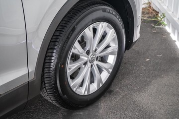 https://dvg-vehicle-assets.s3.amazonaws.com/1203405/ad3a8hrenan8l09v74ok6gnzu.jpg