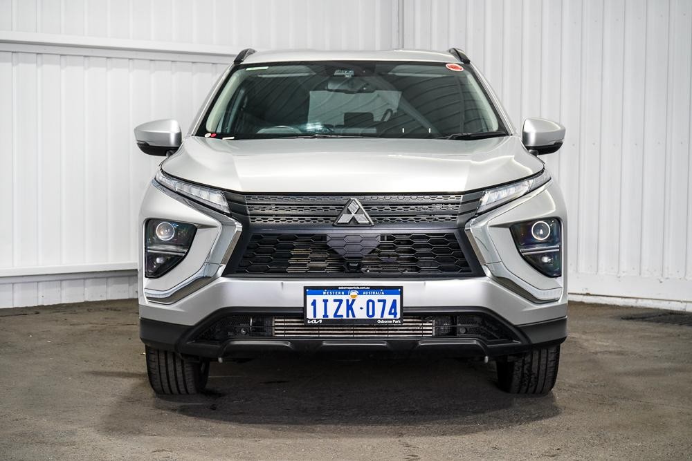 Mitsubishi Eclipse Cross image 3