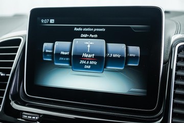 https://dvg-vehicle-assets.s3.amazonaws.com/1203422/1s9c1lx725fs80goaboohszyj.jpg