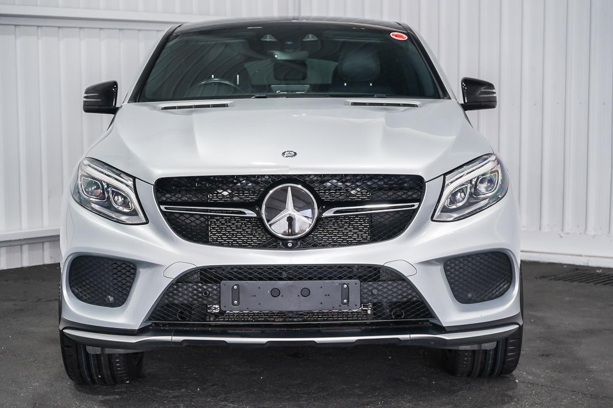 Mercedes Benz Gle-class image 3