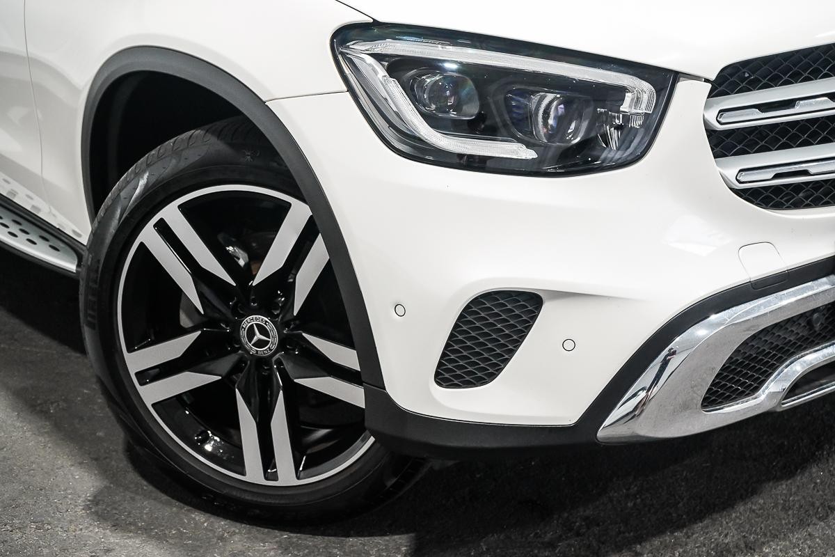 Mercedes Benz Glc-class image 2