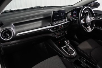 https://dvg-vehicle-assets.s3.amazonaws.com/1203431/2nuwy9d8s96kwej8q18jr3av8.jpg