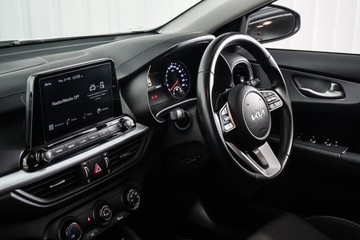 https://dvg-vehicle-assets.s3.amazonaws.com/1203431/ap2xghe1ytpi3y5fgih2hbqnz.jpg