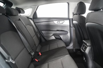 https://dvg-vehicle-assets.s3.amazonaws.com/1203431/ew9o6mkera48zapghl38q7w8a.jpg