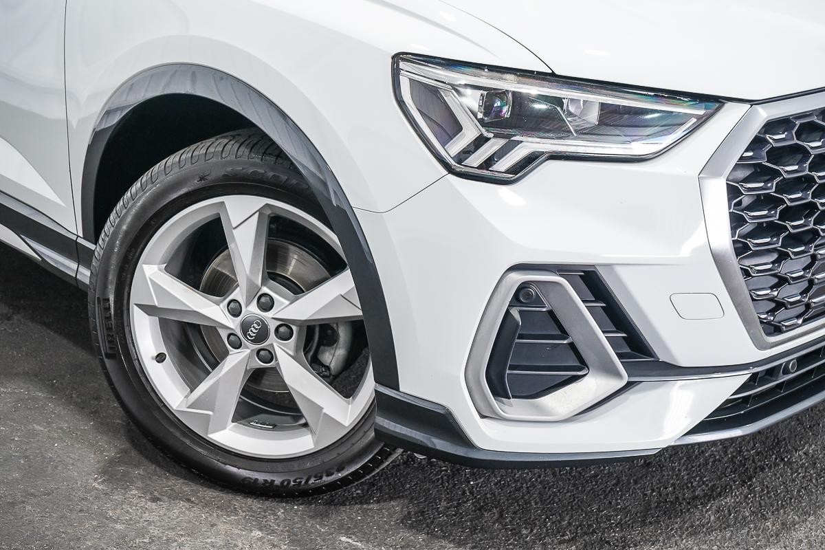 Audi Q3 image 2